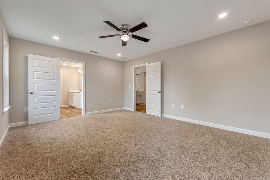Representative unfurnished interior of a home built from the Dalton by CJL Homes in Oak Hollow, Crestview (Image 36).