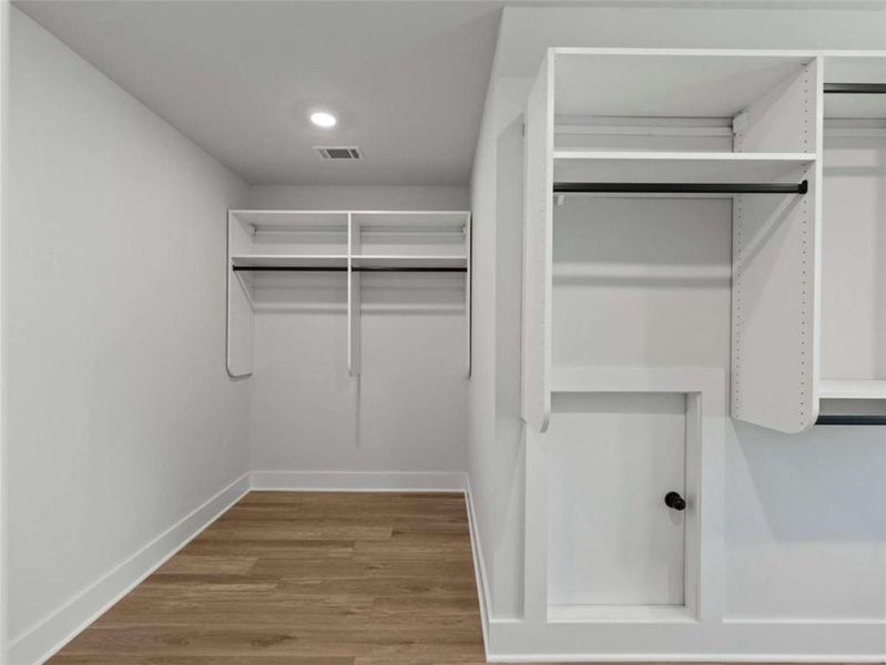 Spacious, unfurnished interior of a new home in , Buford (Image 32).