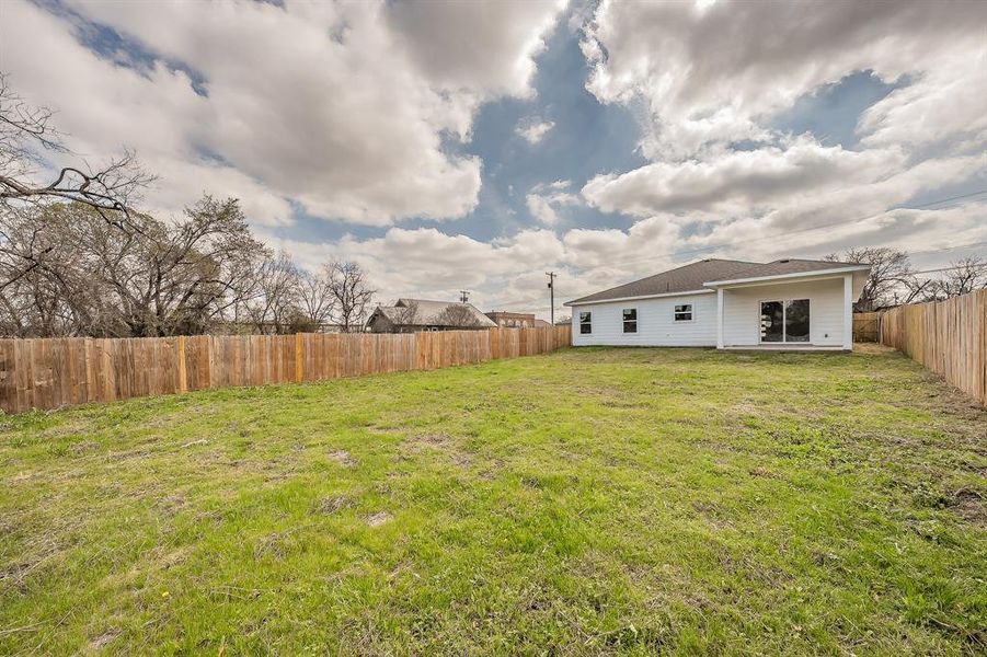 Exterior details and patio area of a home in , Greenville (Image 19).