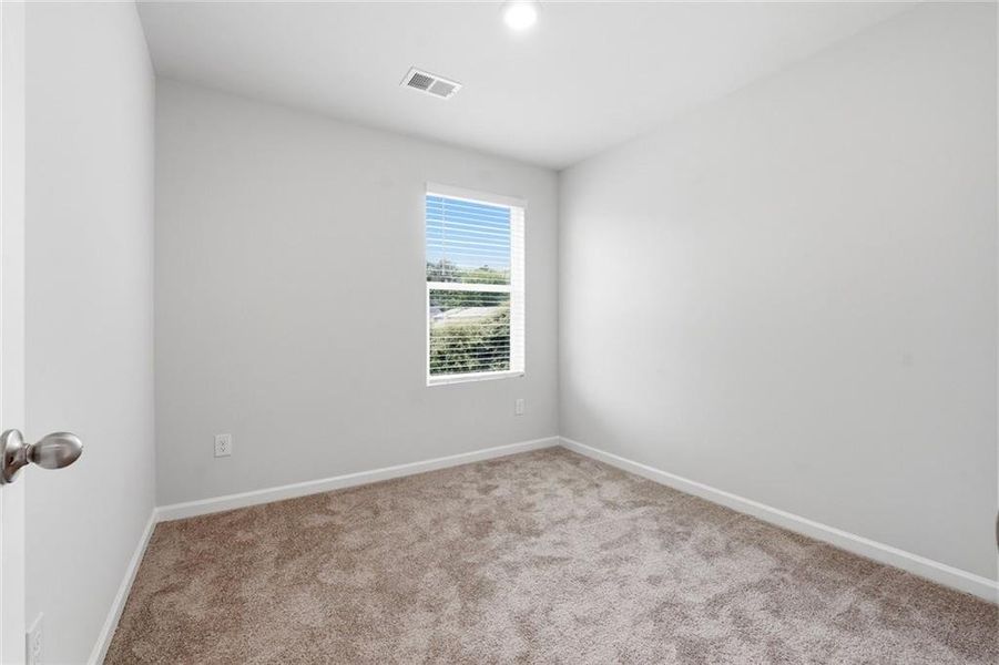 Spacious, unfurnished interior of a new home in Carolina, Palmetto (Image 14).