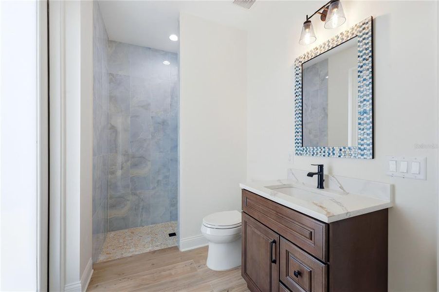 Furnished interior view inside a new home in , Port Charlotte (Image 14).