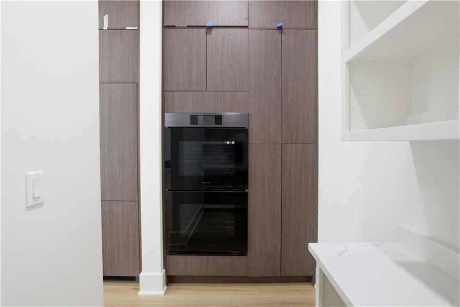 Image 101 of a home in .