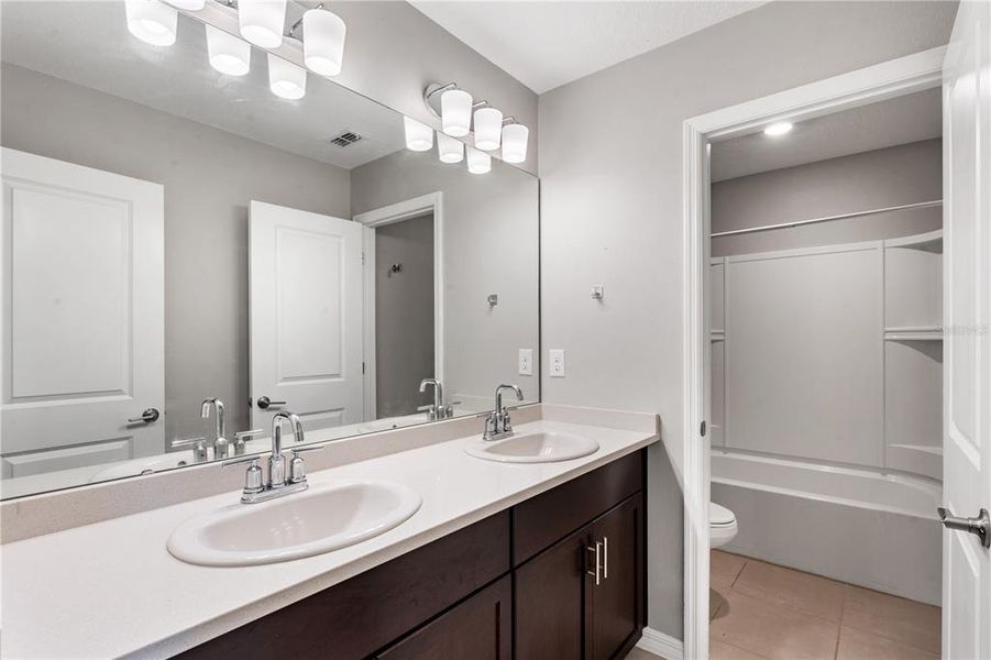 Furnished interior view inside a new home in Parkside at Cherry Lake, Groveland (Image 7).