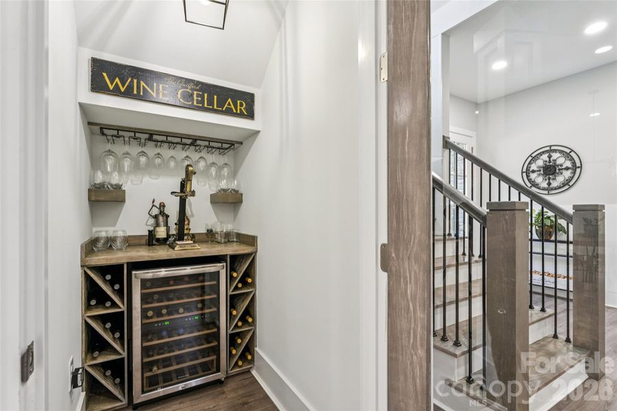 Built in Bar Built in Bar