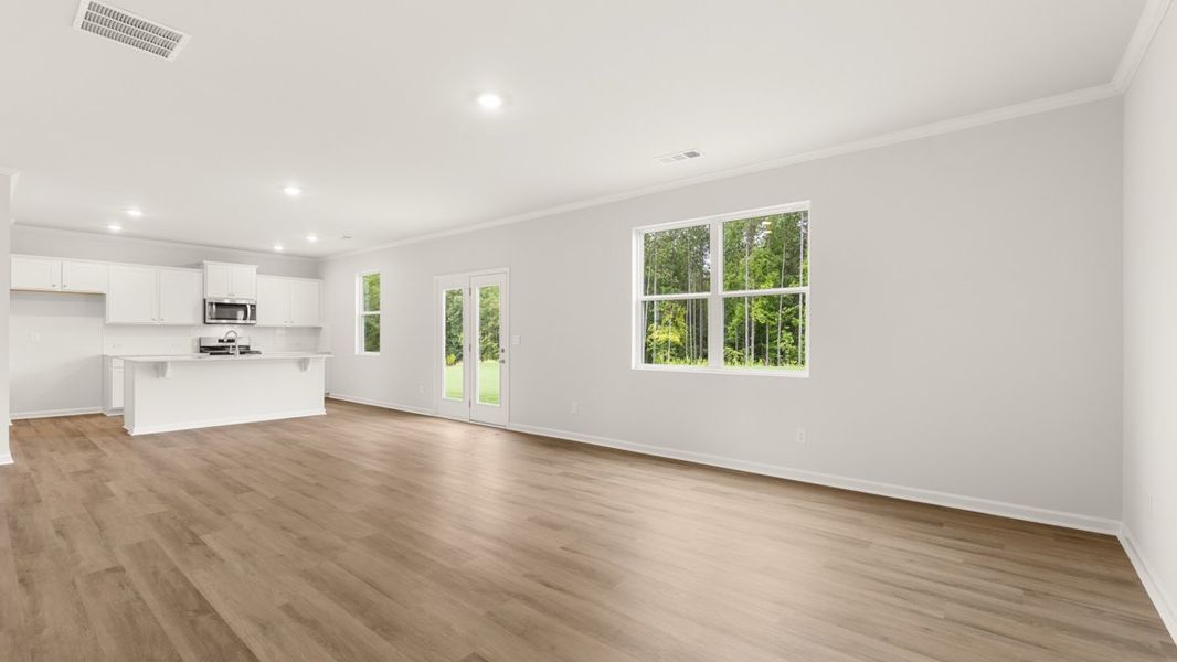 Representative unfurnished interior of a home built from the Galen by D.R. Horton in Hamptons at Riverwood South, Dallas (Image 17). Representative unfurnished interior of a home built from the Galen by D.R. Horton in Hamptons at Riverwood South, Dallas (Image 17).