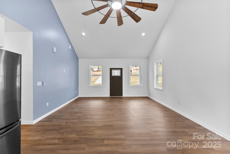 Spacious, unfurnished interior of a new home in , Shelby (Image 34).