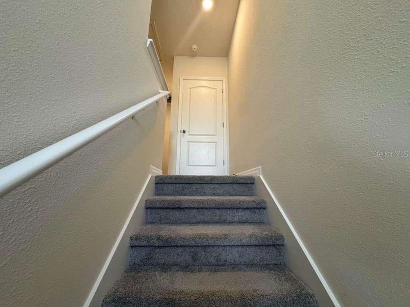 Spacious, unfurnished interior of a new home in , Davenport (Image 18).