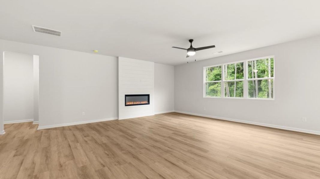 Spacious, unfurnished interior of a new home in , South Fulton (Image 26).