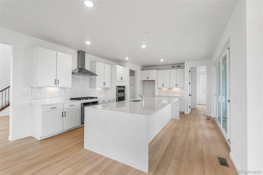 Furnished interior view inside a new home in Sterling Ranch, Littleton (Image 6).