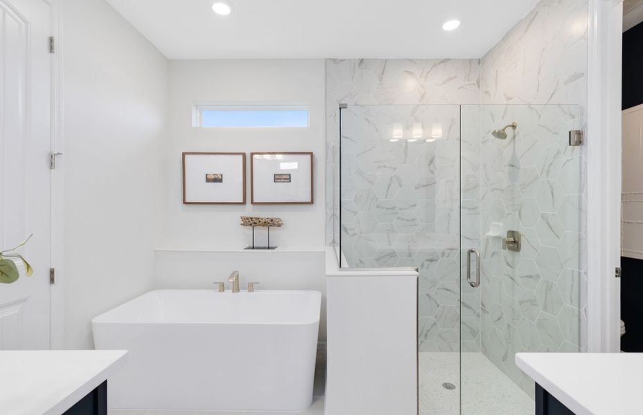 Representative furnished interior of a home built from the Concord by Pulte Homes in Waterstone at Halifax Plantation, Ormond Beach (Image 14).