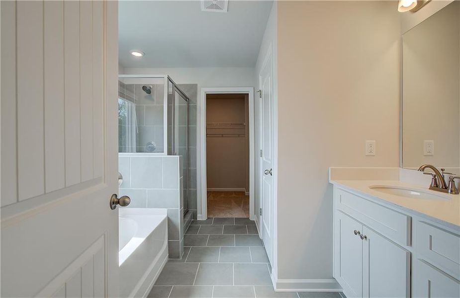 Furnished interior view inside a new home in Cooper Park, McDonough (Image 7).