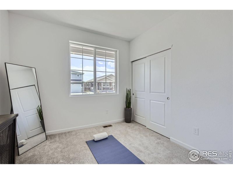 Spacious, unfurnished interior of a new home in Country Club Reserve, Fort Collins (Image 14).