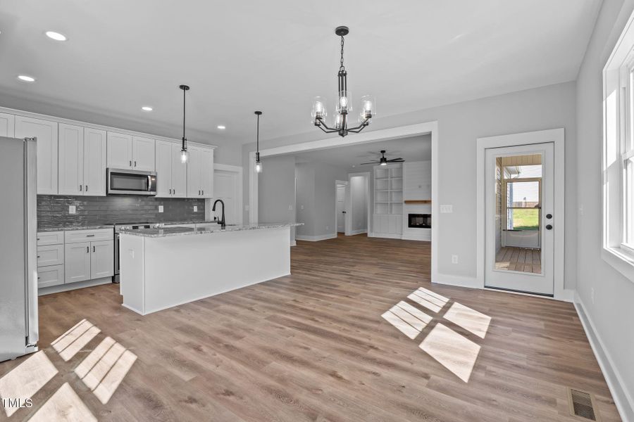 62-web-or-mls-DSC08792 62-web-or-mls-DSC08792