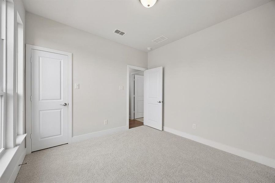 Spacious, unfurnished interior of a new home in Lexington Frisco, Frisco (Image 27).