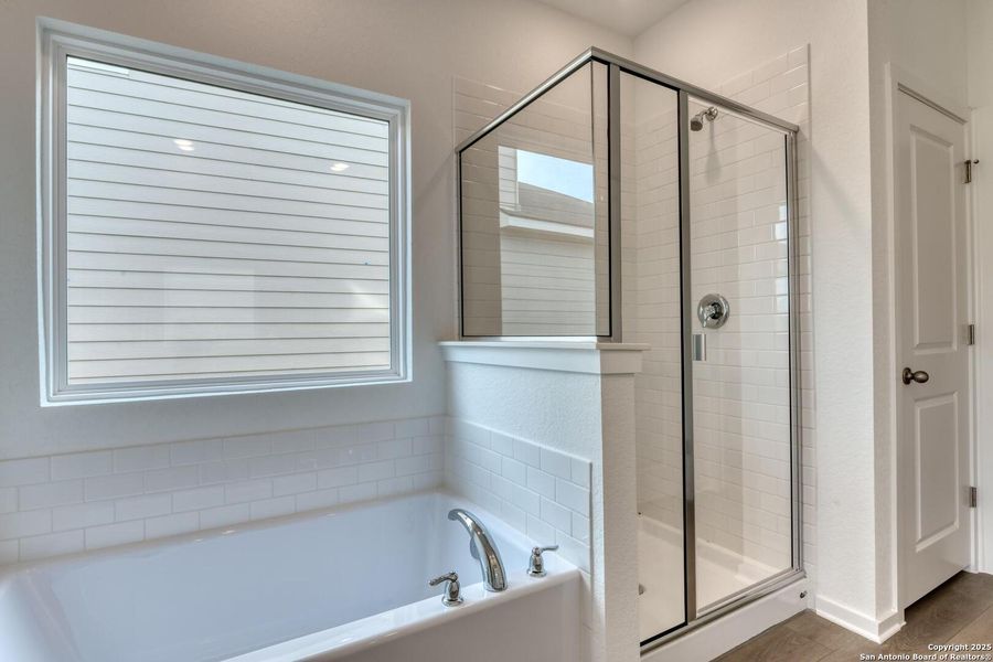 Image 40 of a home in Meadows at Hennersby Hollow 40's.