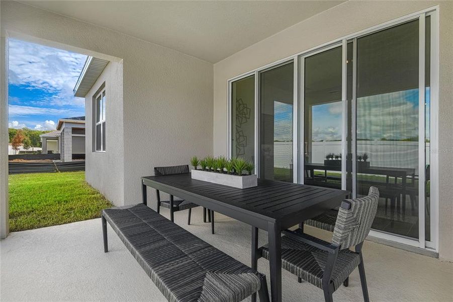 Furnished interior view inside a new home in , Winter Haven (Image 11).