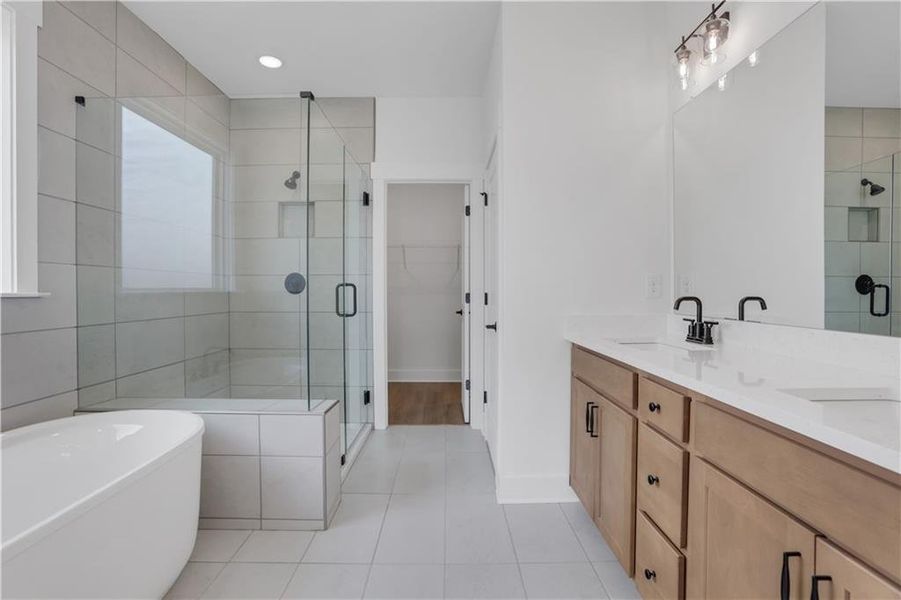 Furnished interior view inside a new home in Twin Lakes, Hoschton (Image 12).