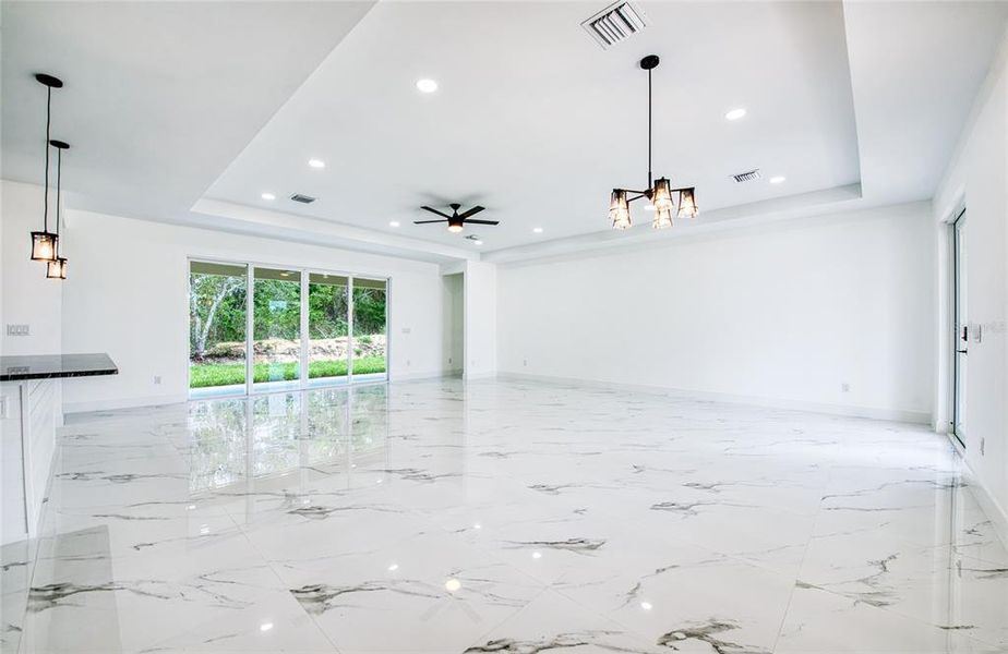 Spacious, unfurnished interior of a new home in , Spring Hill (Image 43). Spacious, unfurnished interior of a new home in , Spring Hill (Image 43).