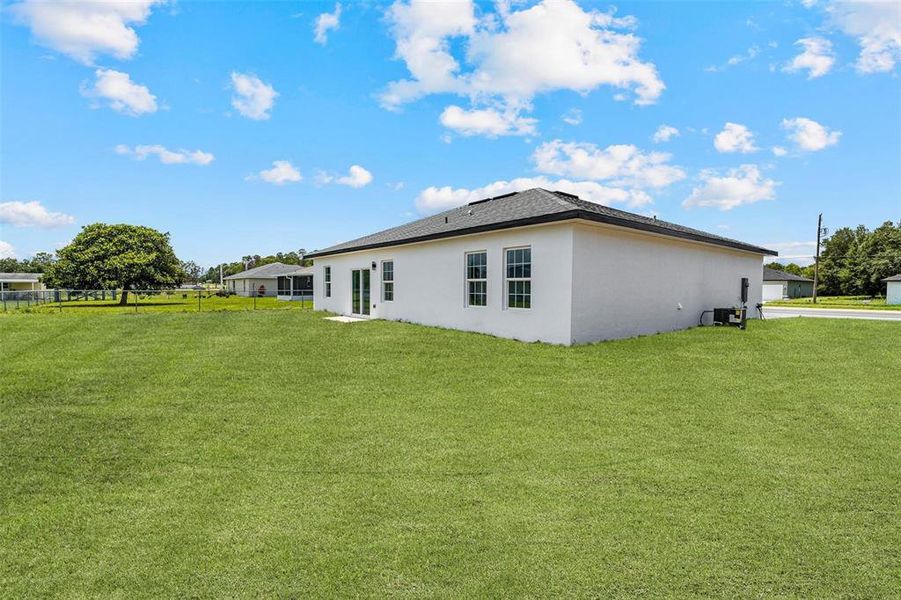 Exterior details and patio area of a home in , Ocala (Image 3).