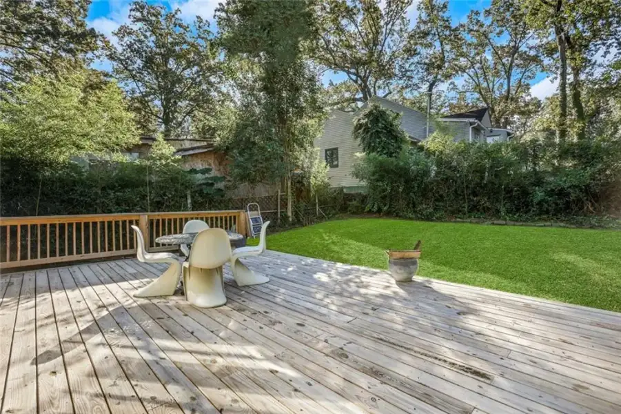 Image 35 of a home in .
