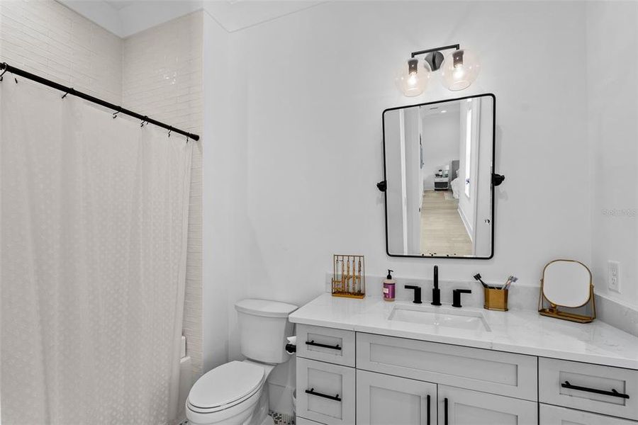 Furnished interior view inside a new home in , Tampa (Image 59).