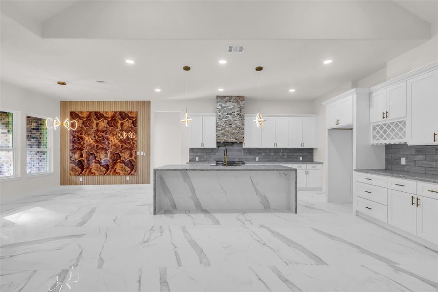 Furnished interior view inside a new home in , Dayton (Image 35). Furnished interior view inside a new home in , Dayton (Image 35).