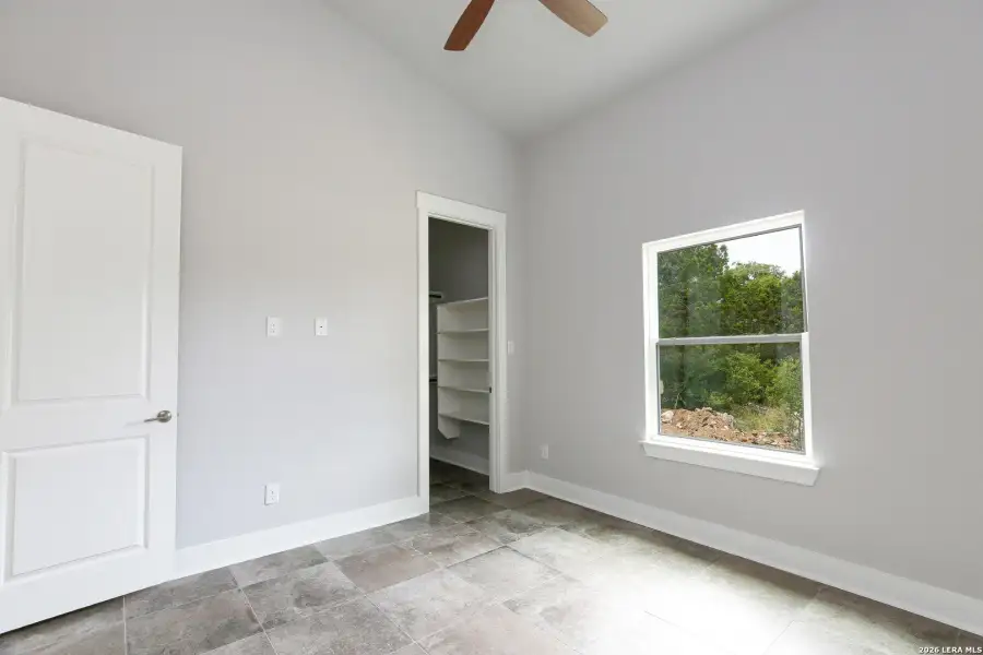 Spacious, unfurnished interior of a new home in , Selma (Image 14).