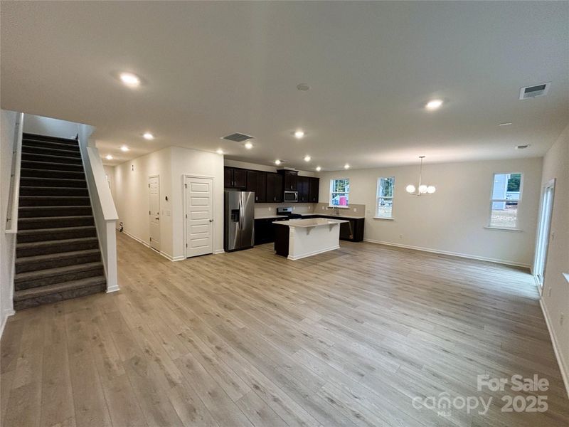 Spacious, unfurnished interior of a new home in Bellina, York (Image 22).