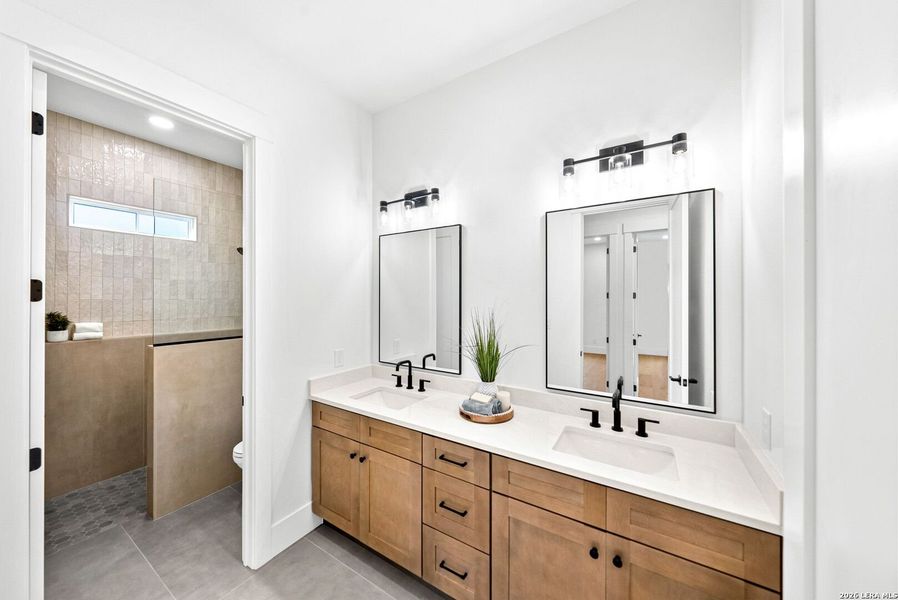 Furnished interior view inside a new home in , Boerne (Image 11).