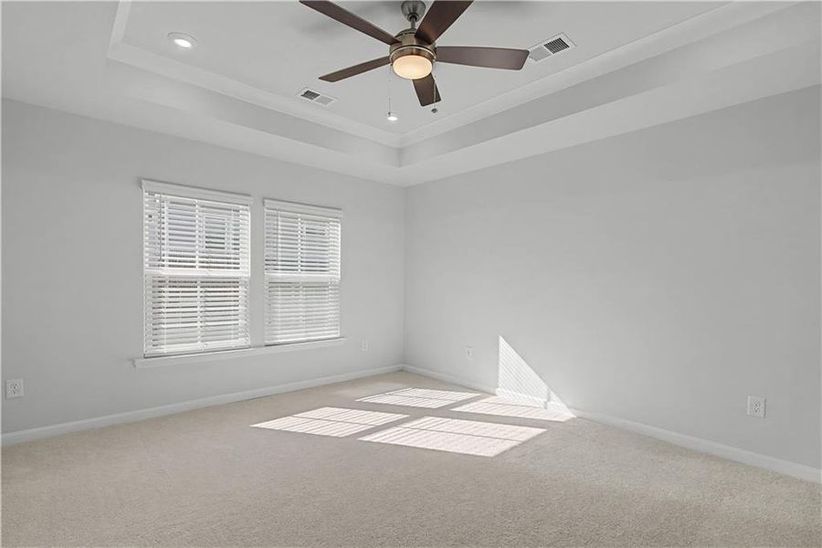 Spacious, unfurnished interior of a new home in Adler Springs, Powder Springs (Image 9).