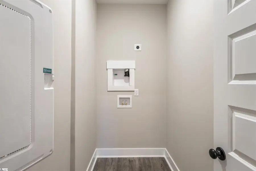 Image 14 of a home in Renaissance Place.