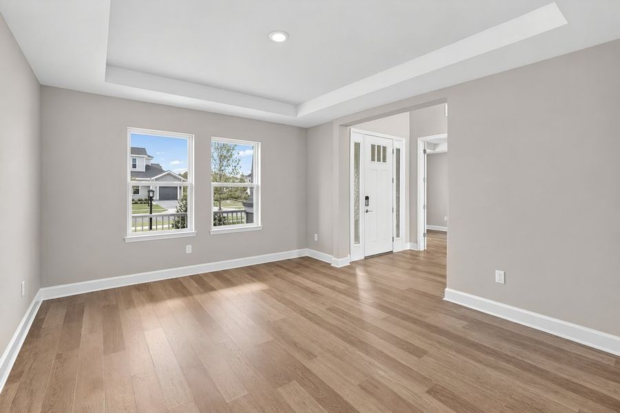Spacious, unfurnished interior of a new home in Victoria Lakes, Odessa (Image 10).