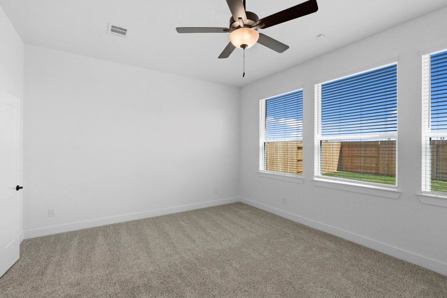 Spacious, unfurnished interior of a new home in Wildrye, Waller (Image 24).