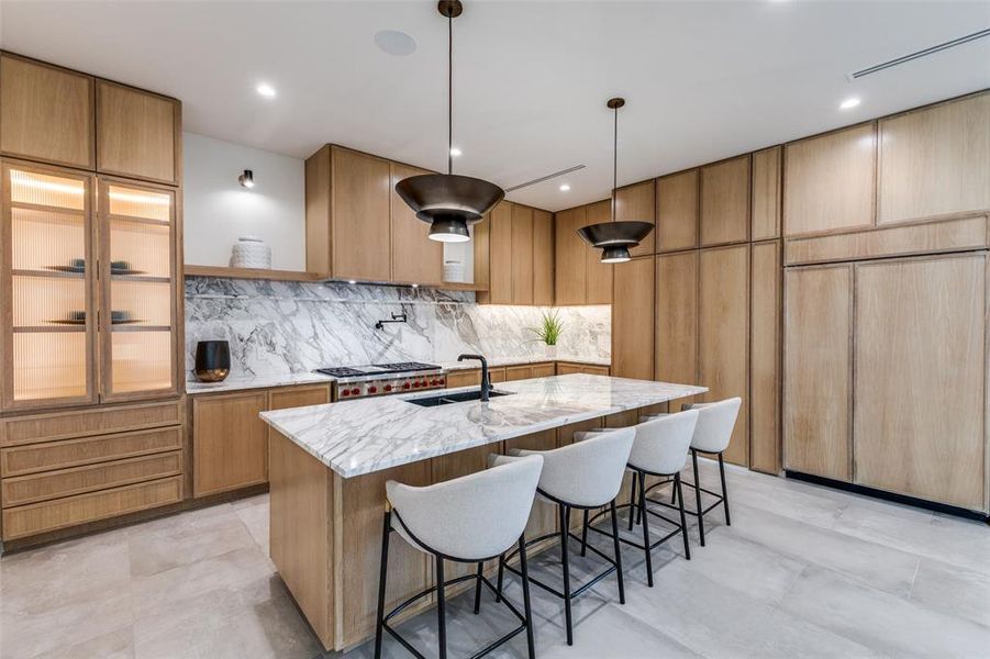 Furnished interior view inside a new home in , Dallas (Image 23). Furnished interior view inside a new home in , Dallas (Image 23).