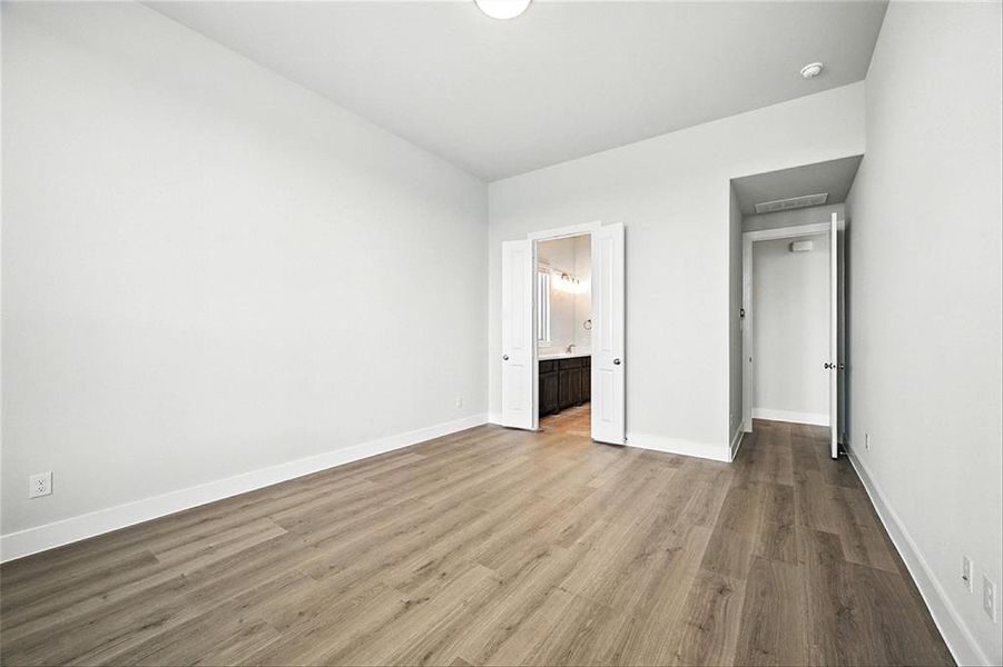 Spacious, unfurnished interior of a new home in The Parks at Wilson Creek: 50ft. lots, Celina (Image 25). Spacious, unfurnished interior of a new home in The Parks at Wilson Creek: 50ft. lots, Celina (Image 25).