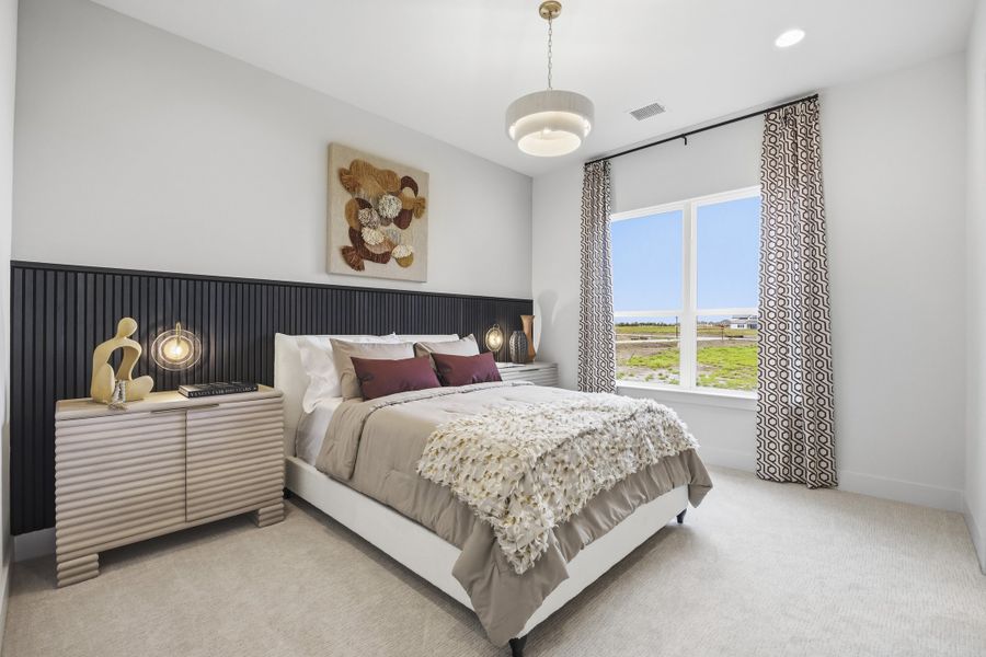Representative furnished interior of a home built from the Lancaster by Windsor Homes in Ridge Pointe Estates, McLendon-Chisholm (Image 34).