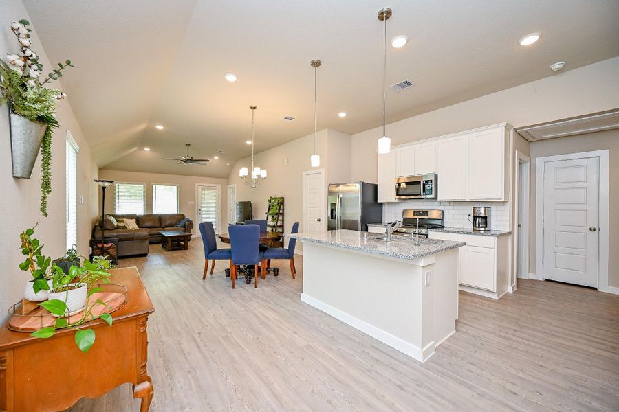 Furnished interior view inside a new home in Mustang Crossing, Alvin (Image 19).
