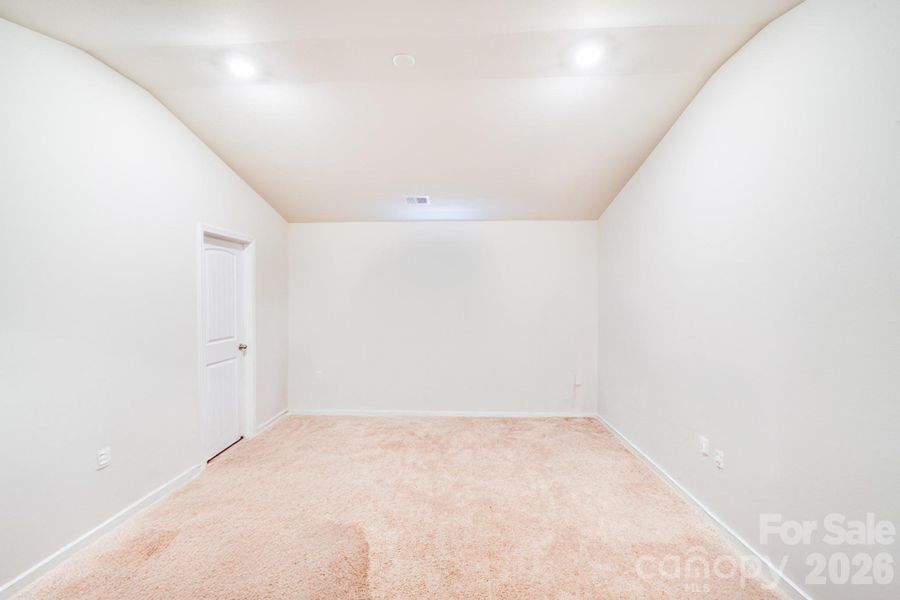 Spacious, unfurnished interior of a new home in Pinnacle Estates, Shelby (Image 21).