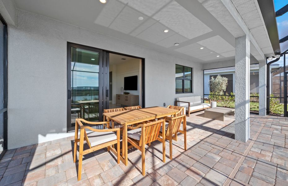 Enjoy your new home in Lakewood Ranch, Florida