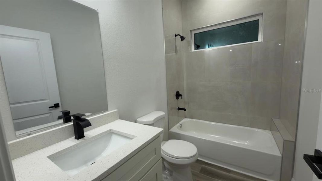 Furnished interior view inside a new home in , Ocala (Image 7).