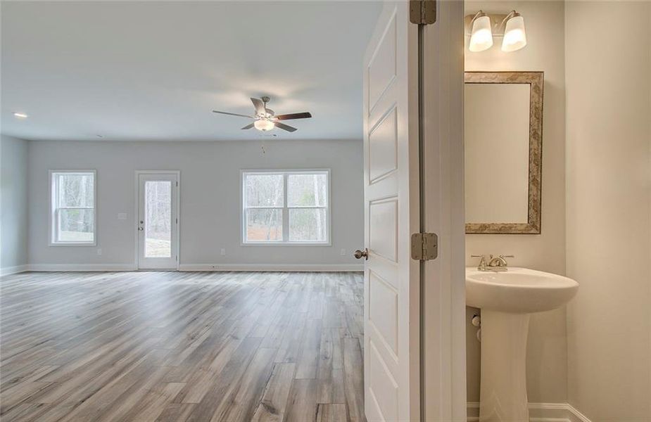 Spacious, unfurnished interior of a new home in Crofton Place Enclave, Snellville (Image 22). Spacious, unfurnished interior of a new home in Crofton Place Enclave, Snellville (Image 22).