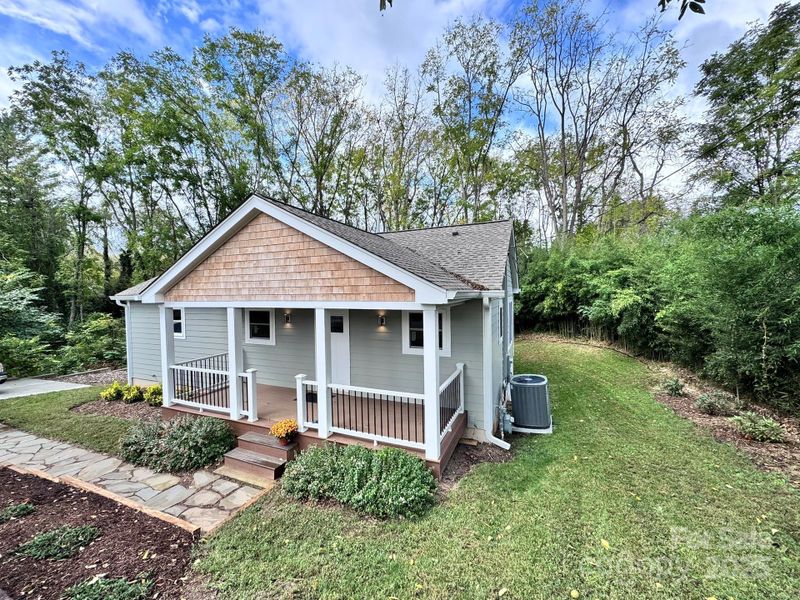 Image 22 of a home in .