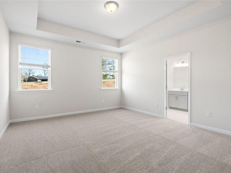 Spacious, unfurnished interior of a new home in Wehunt Meadows, Hoschton (Image 25).