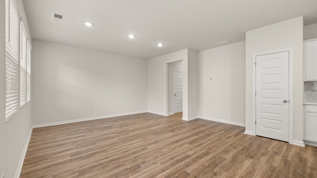 Representative unfurnished interior of a home built from the Darwin by D.R. Horton in Poplar Preserve, Newnan (Image 17).