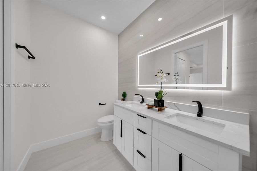 Furnished interior view inside a new home in , Lehigh Acres (Image 10).