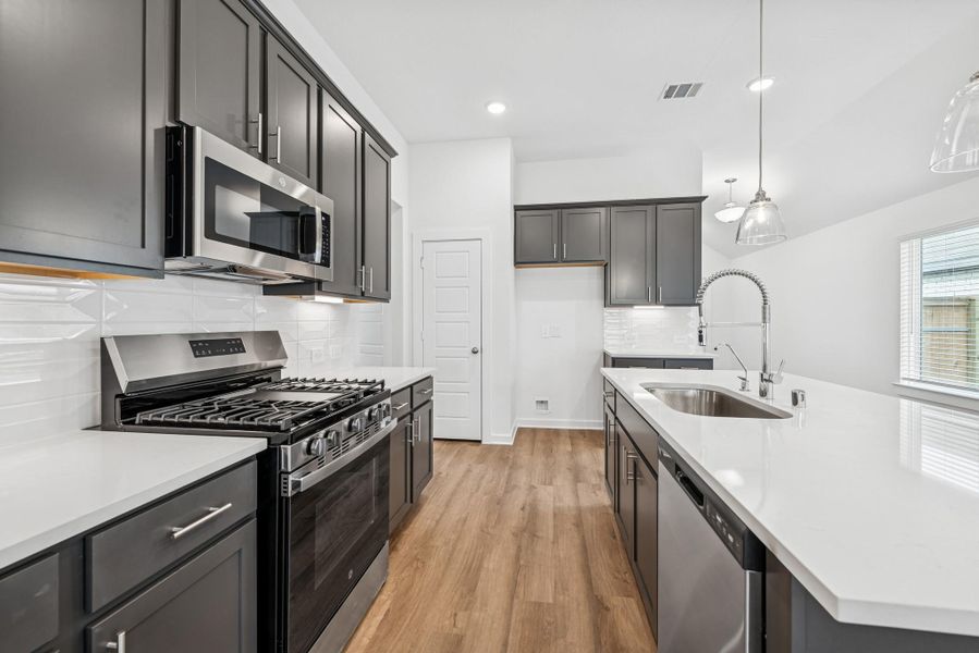 Furnished interior view inside a new home in Moran Ranch, Willis (Image 6).