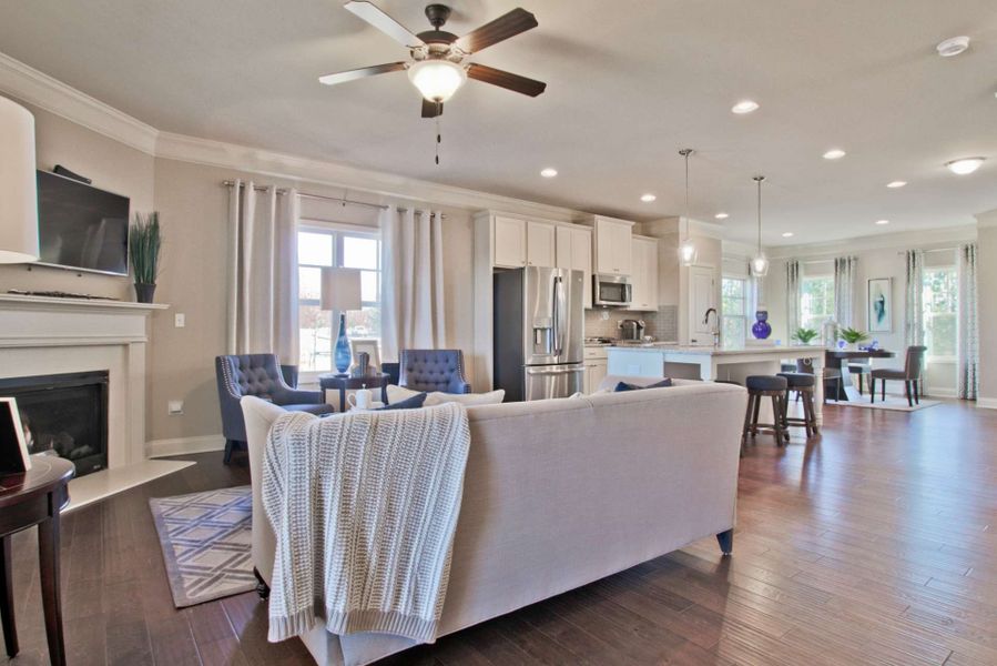 Representative furnished interior of a home built from the Barwick by KM Homes in Nickel Creek at Newnan Crossing, Newnan (Image 31).