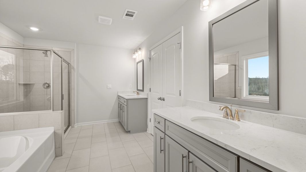 Representative furnished interior of a home built from the Westerly by D.R. Horton in Thalley Creek Estates, Cumming (Image 12).