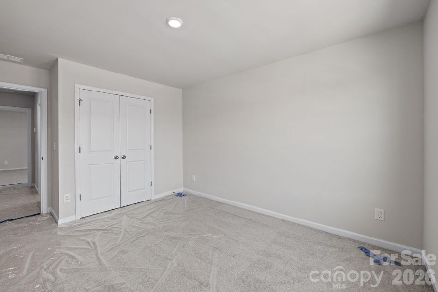 Spacious, unfurnished interior of a new home in McFarland Estates, York (Image 20).