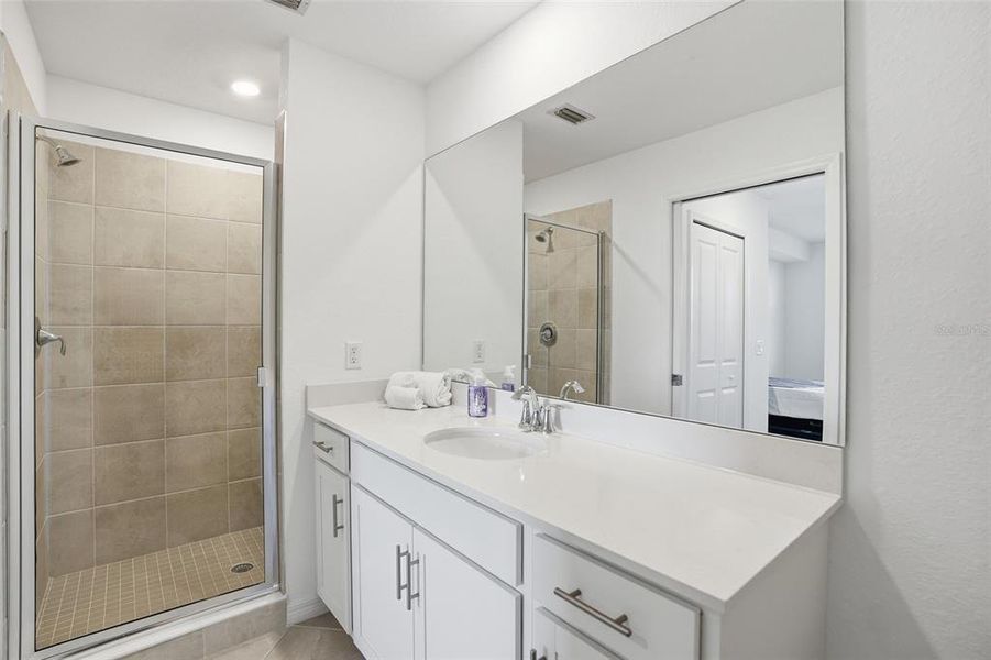 Furnished interior view inside a new home in Heritage Landing, Punta Gorda (Image 14).